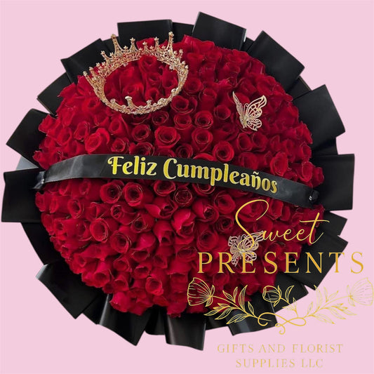 100 red luxury roses for a Queen👑